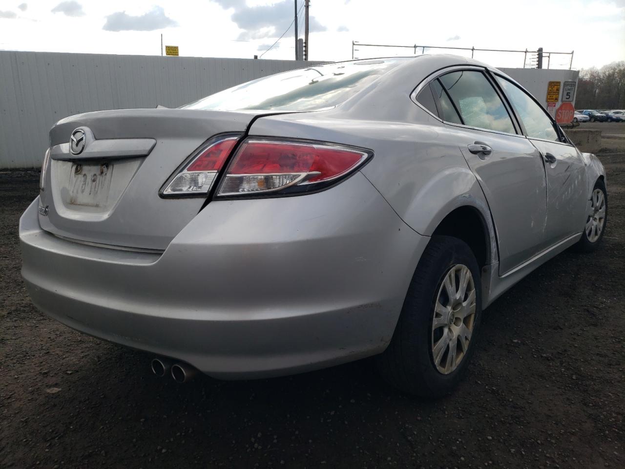 Photo 4 from auction – 2009 MAZDA 6 I with VIN 1YVHP81A995M19835