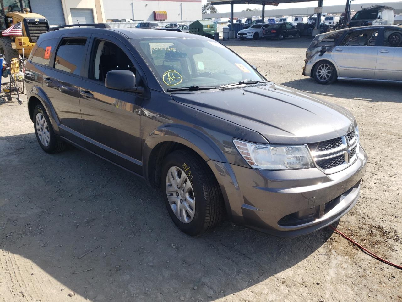 DODGE JOURNEY SE 2018 with VIN 3C4PDCAB3JT242189 - Photo from auction