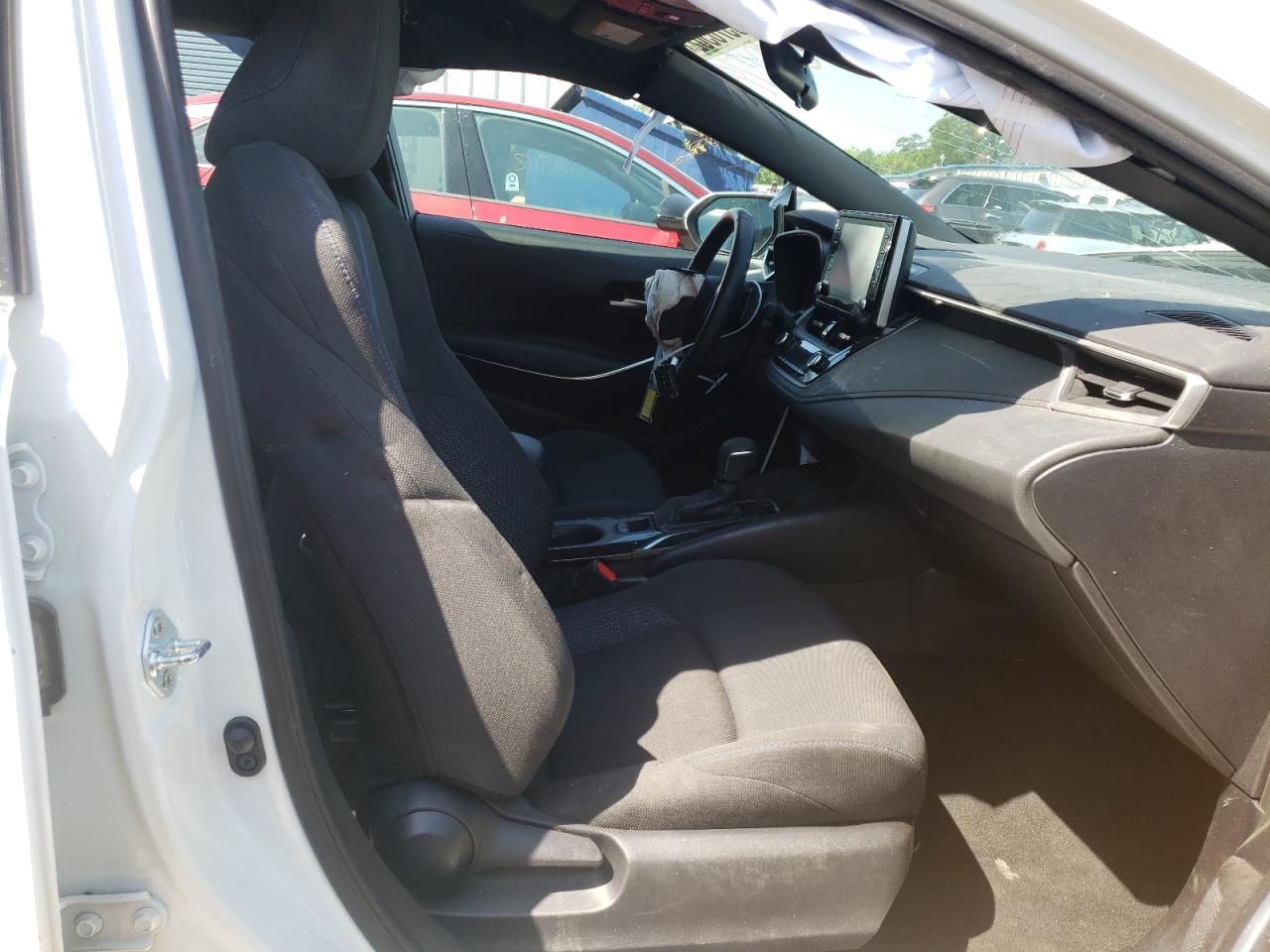 Photo 5 from auction – 2021 TOYOTA COROLLA SE with VIN 5YFS4MCE6MP090178