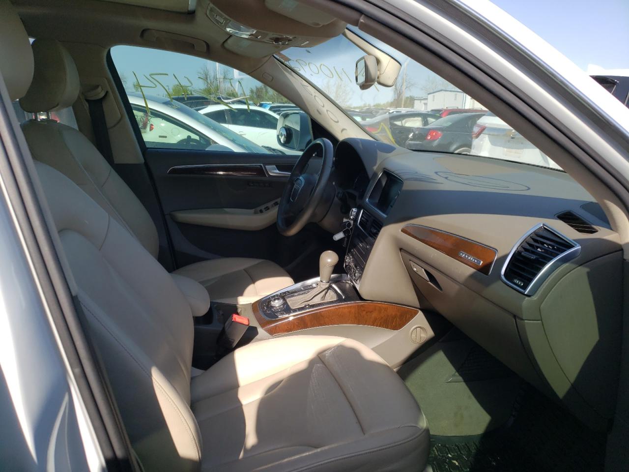 Photo 5 from auction – 2012 AUDI Q5 PREMIUM with VIN WA1LFAFP0CA035507