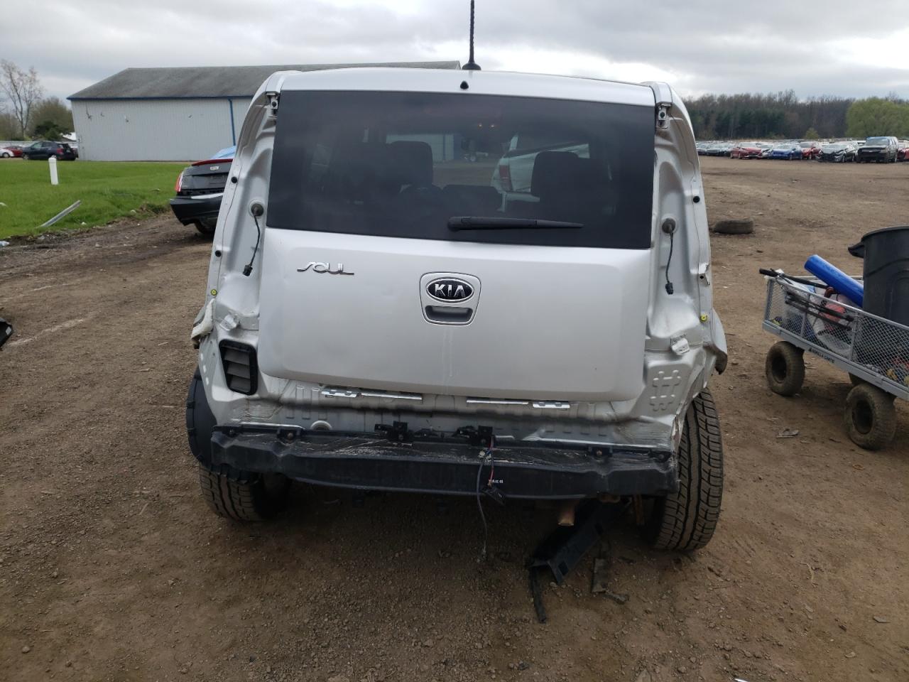 Photo 9 from auction – 2011 KIA SOUL + with VIN KNDJT2A24B7709001