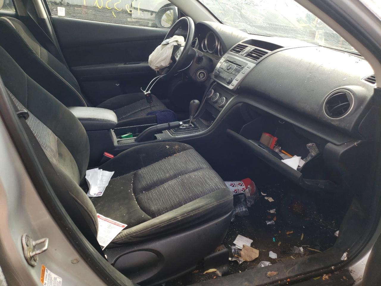 Photo 5 from auction – 2009 MAZDA 6 I with VIN 1YVHP81A995M19835