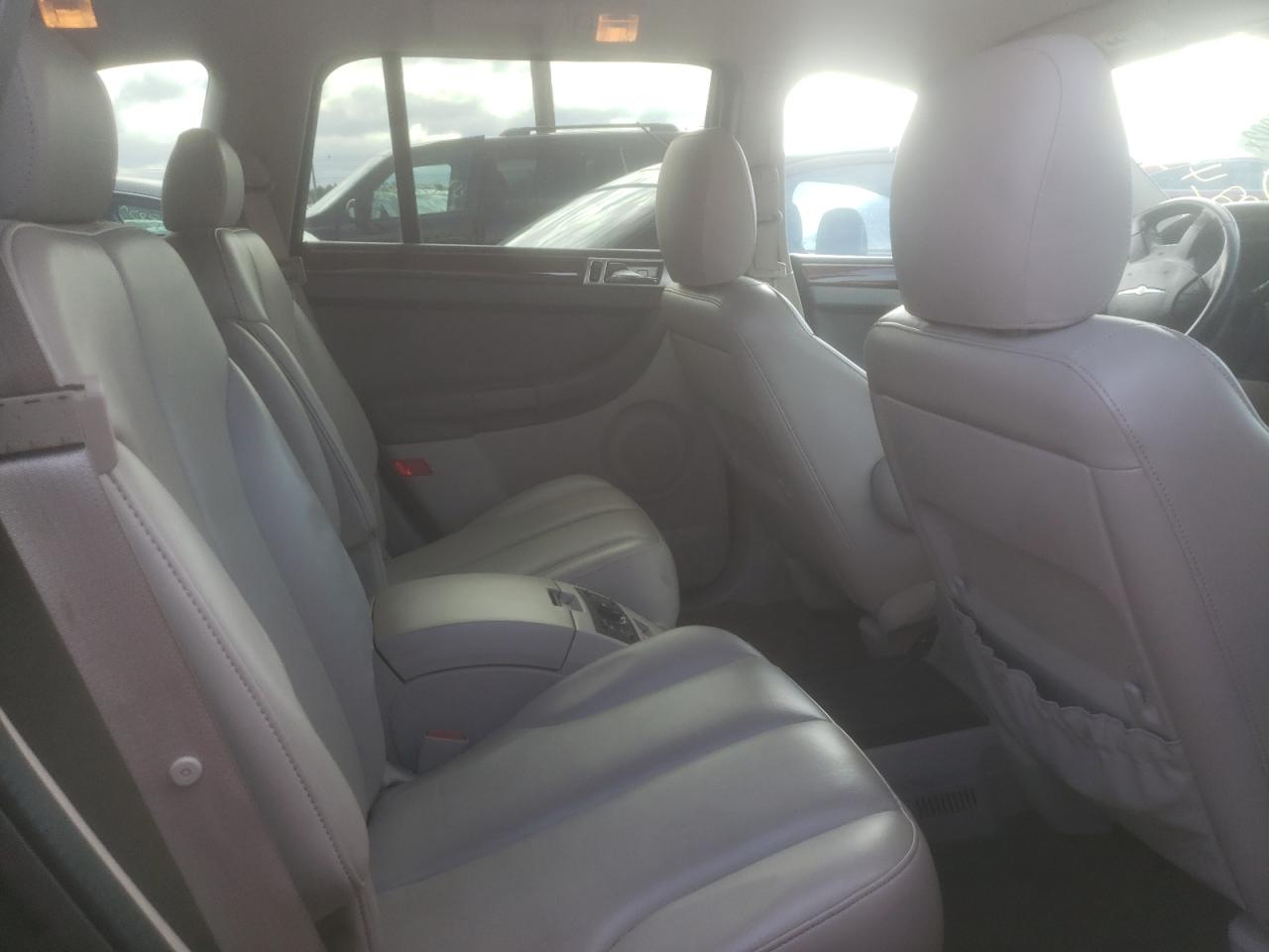 Photo 6 from auction – 2006 CHRYSLER PACIFICA T with VIN 2A4GF684X6R801065