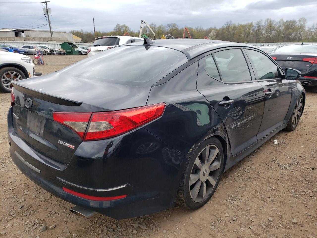 Photo 4 from auction – 2012 KIA OPTIMA SX with VIN 5XXGR4A66CG001591