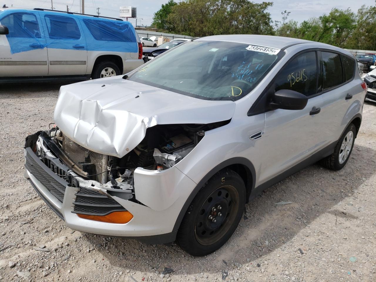 Photo 2 from auction – 2015 FORD ESCAPE S with VIN 1FMCU0F75FUB29712