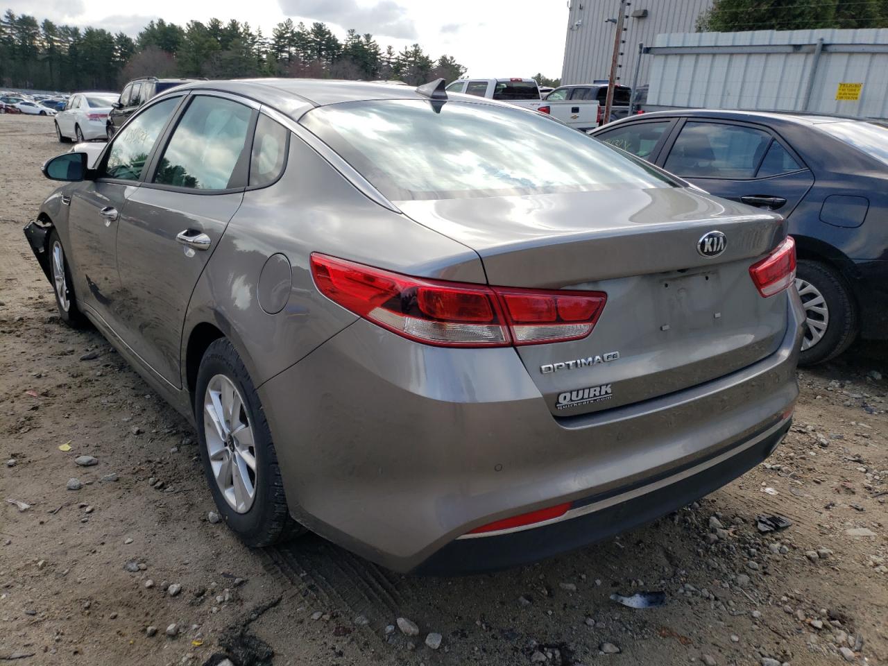 Photo 3 from auction – 2018 KIA OPTIMA LX with VIN 5XXGT4L37JG239385