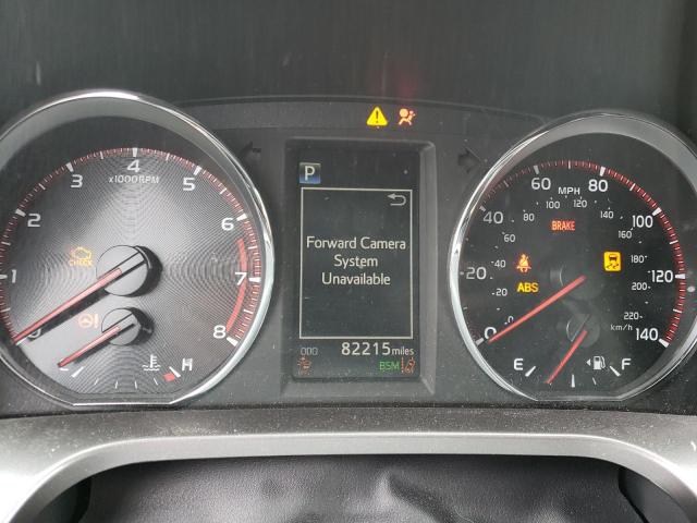 Photo 8 from auction – 2018 TOYOTA RAV4 SE with VIN JTMJFREV5JD245186