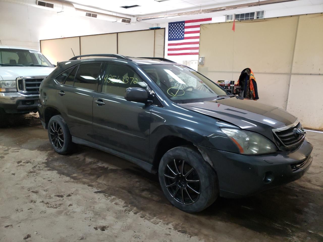 LEXUS RX 400 2006 with VIN JTJHW31U060005869 - Photo from auction