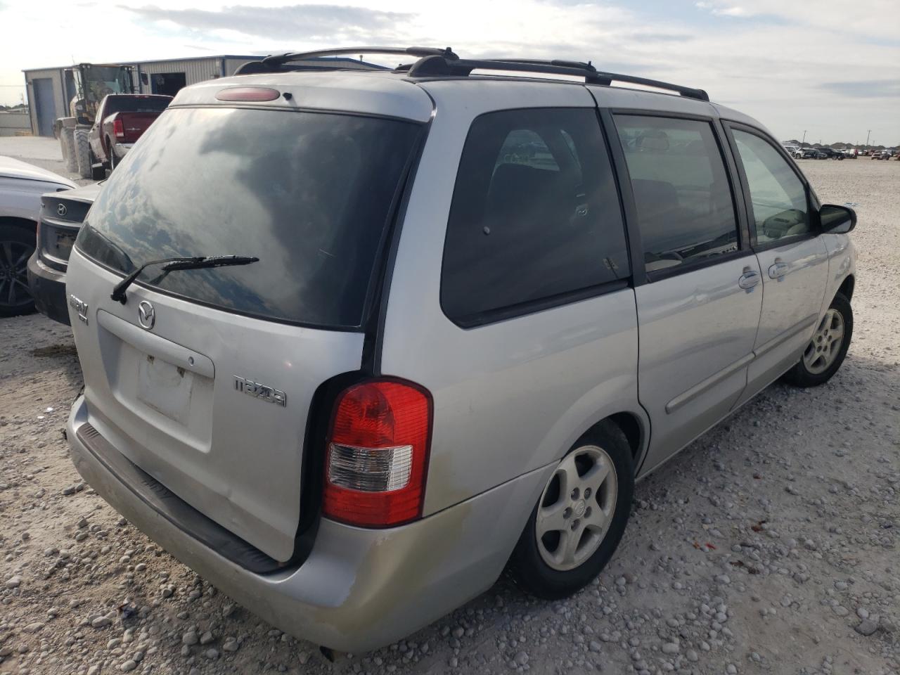 Photo 4 from auction – 2000 MAZDA MPV WAGON with VIN JM3LW28G8Y0163166
