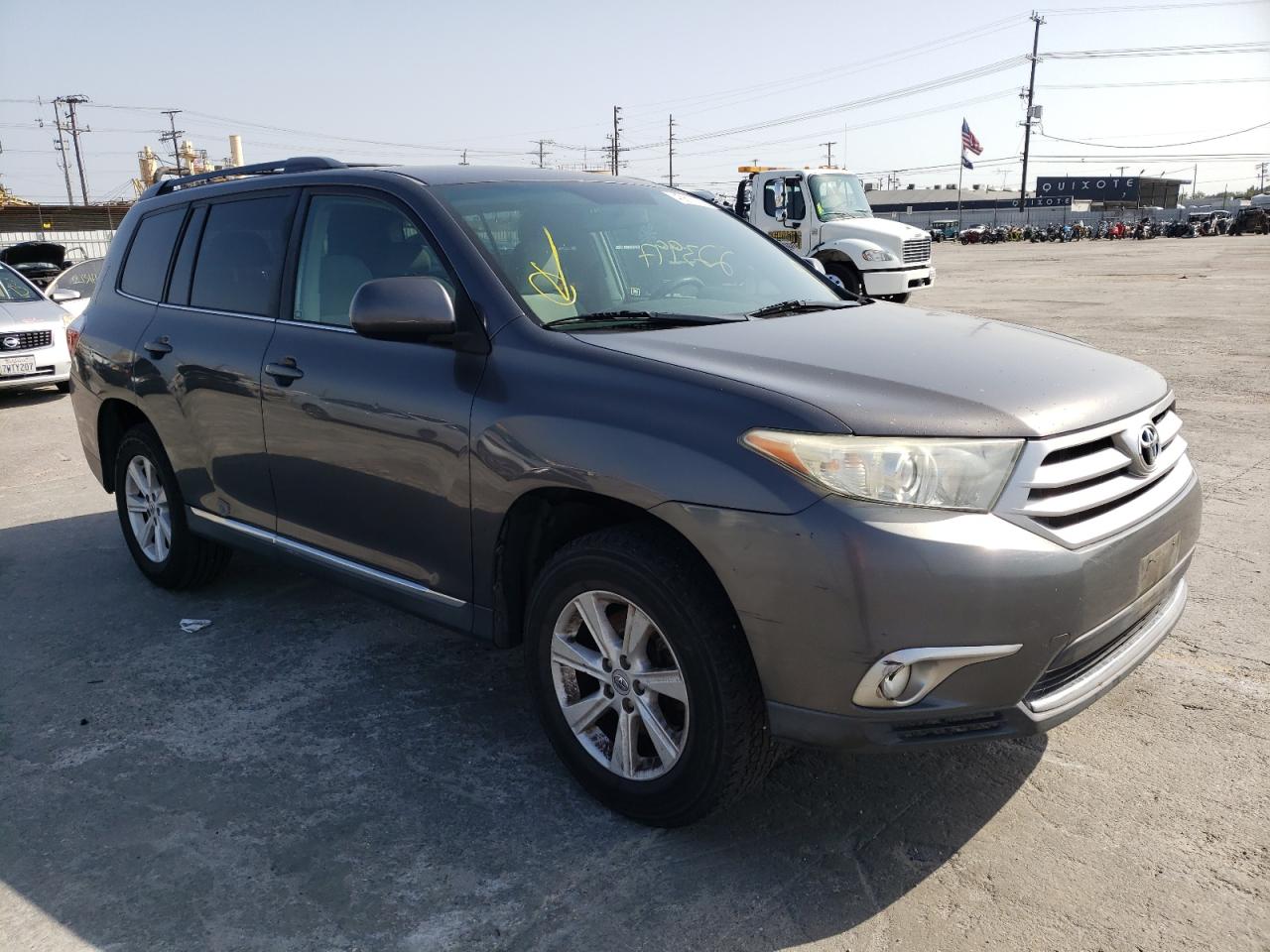 TOYOTA HIGHLANDER 2011 with VIN 5TDZK3EH0BS042945 - Photo from auction
