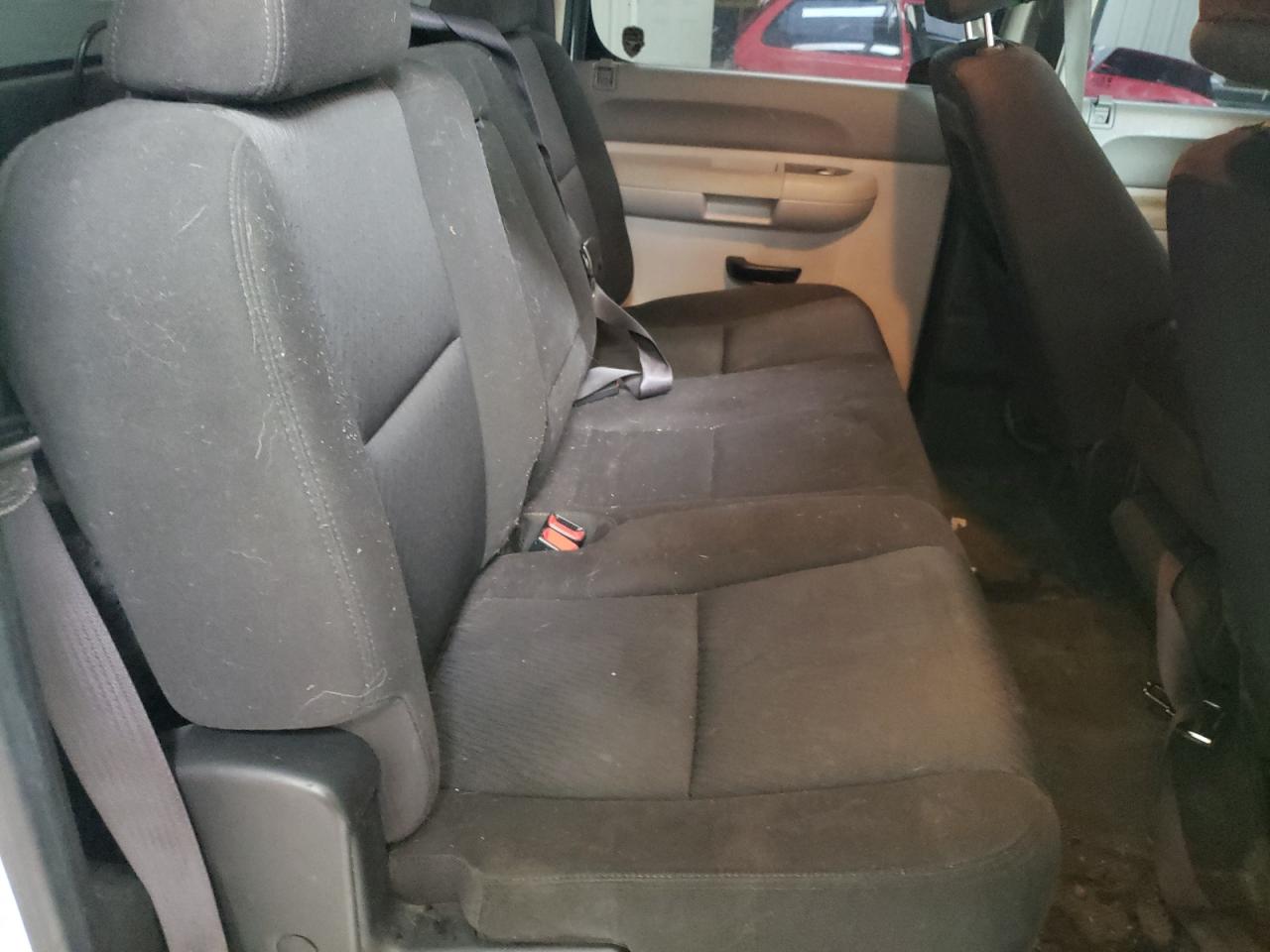 Photo 6 from auction – 2011 CHEVROLET SILVERADO with VIN 1GCPKPE31BF204312