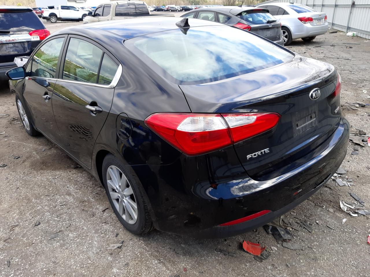 Photo 3 from auction – 2015 KIA FORTE EX with VIN KNAFX4A8XF5345191