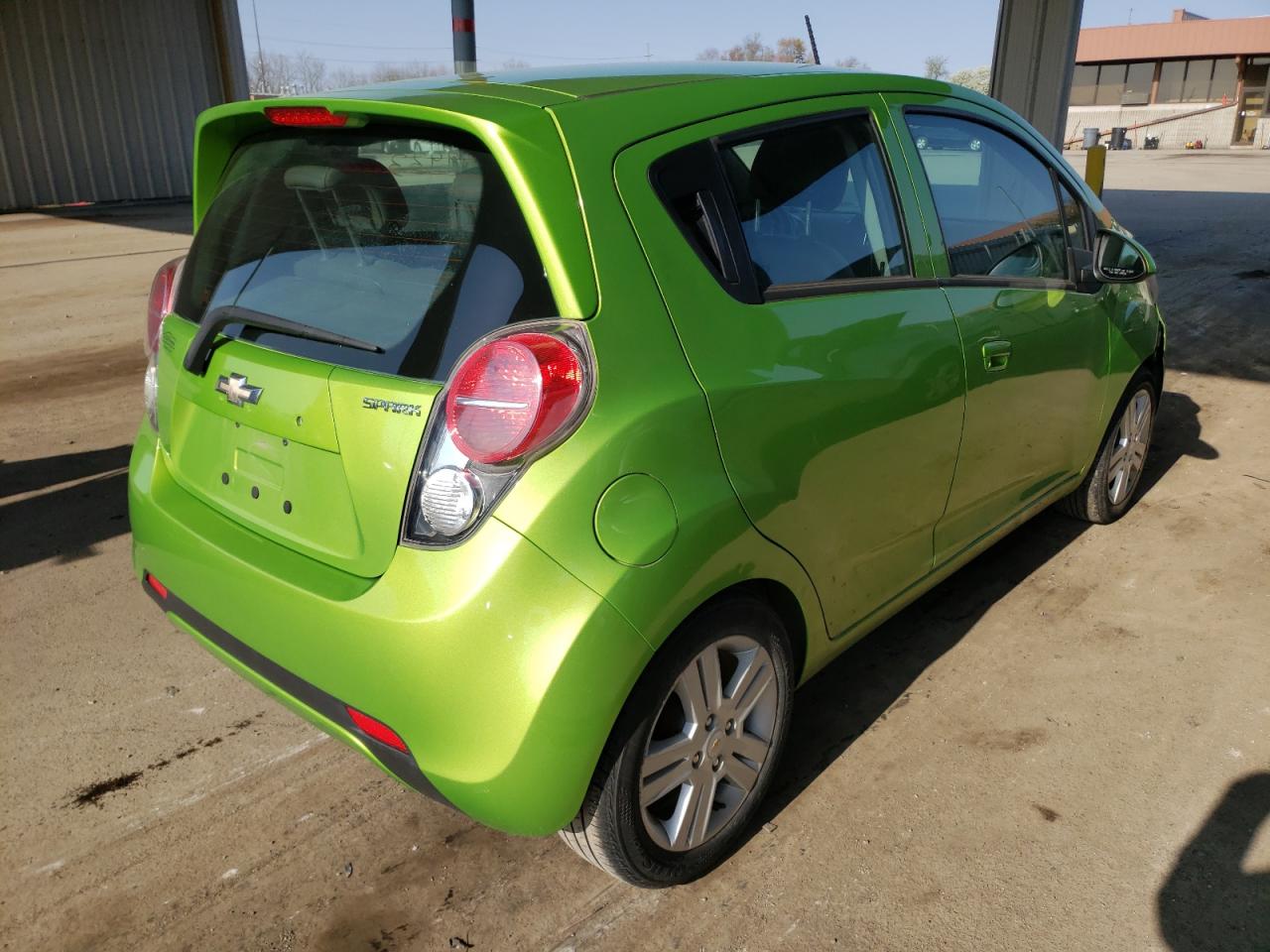 Photo 4 from auction – 2014 CHEVROLET SPARK 1LT with VIN KL8CD6S93EC575823