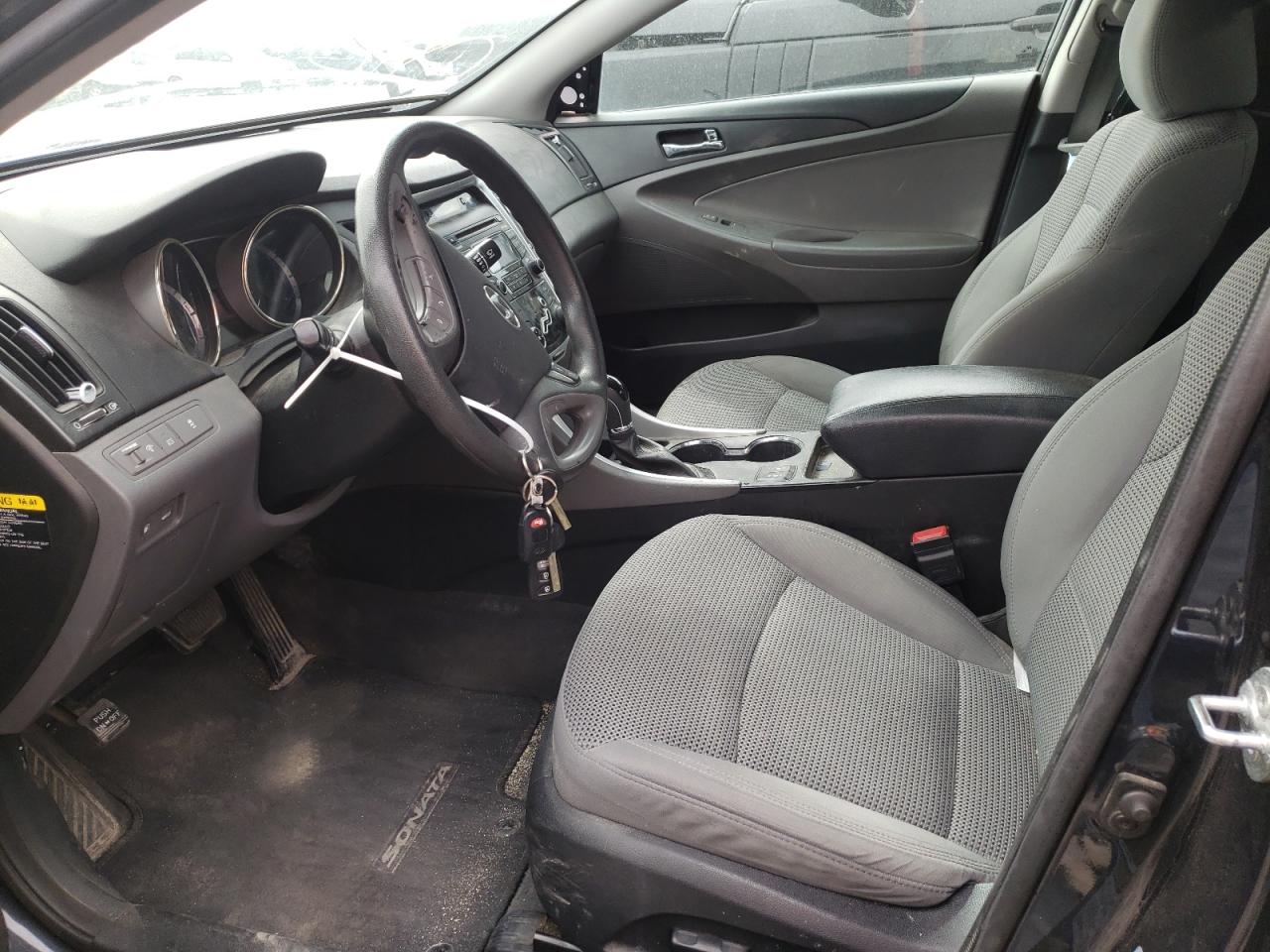 Photo 5 from auction – 2013 HYUNDAI SONATA GLS with VIN 5NPEB4AC5DH536354