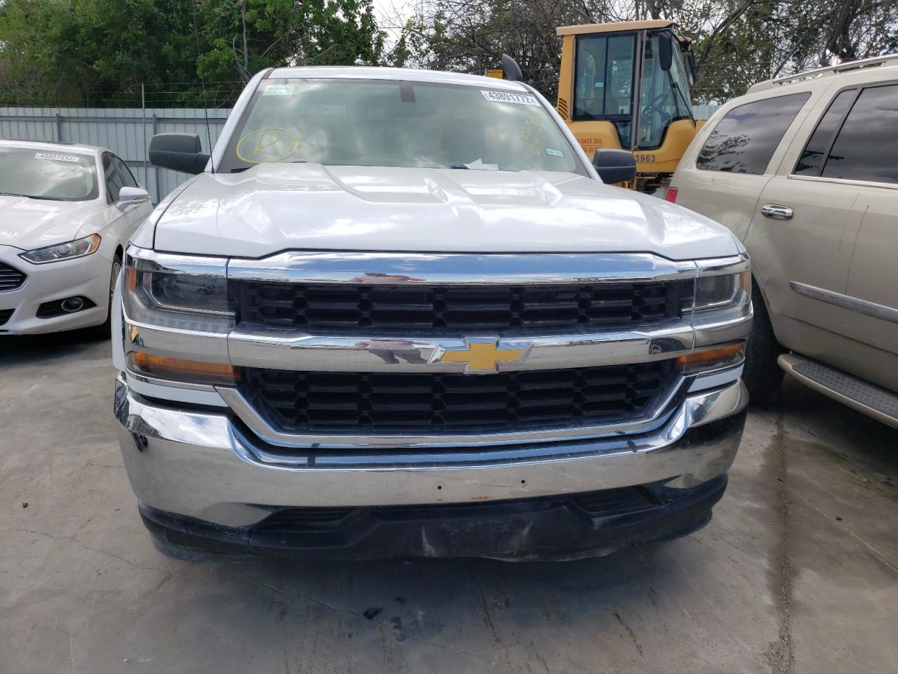 Photo 9 from auction – 2018 CHEVROLET SILVERADO with VIN 1GCNCNEC3JZ259561