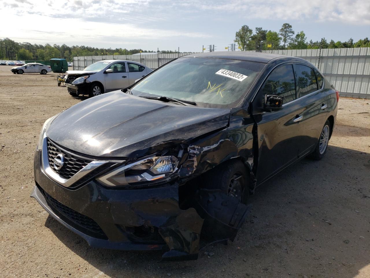 Photo 2 from auction – 2016 NISSAN SENTRA S with VIN 3N1AB7AP4GL681802