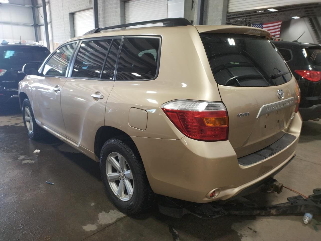 Photo 3 from auction – 2008 TOYOTA HIGHLANDER with VIN JTEES41A082008545