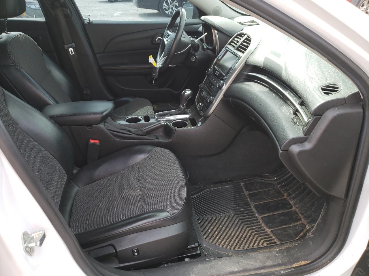 Photo 5 from auction – 2015 CHEVROLET MALIBU 2LT with VIN 1G11D5SL4FF153749