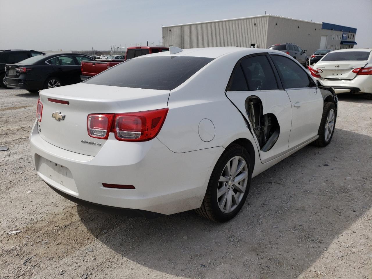 Photo 4 from auction – 2015 CHEVROLET MALIBU 2LT with VIN 1G11D5SL4FF153749