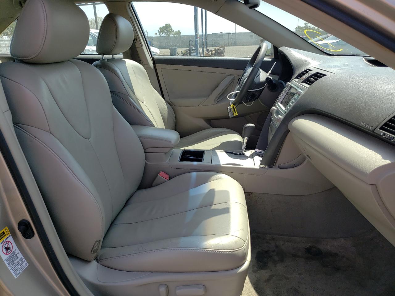 Photo 5 from auction – 2007 TOYOTA CAMRY HYBR with VIN 4T1BB46K77U014737