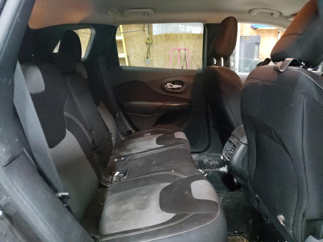 Photo 6 from auction – 2014 JEEP CHEROKEE L with VIN 1C4PJMCS9EW317683