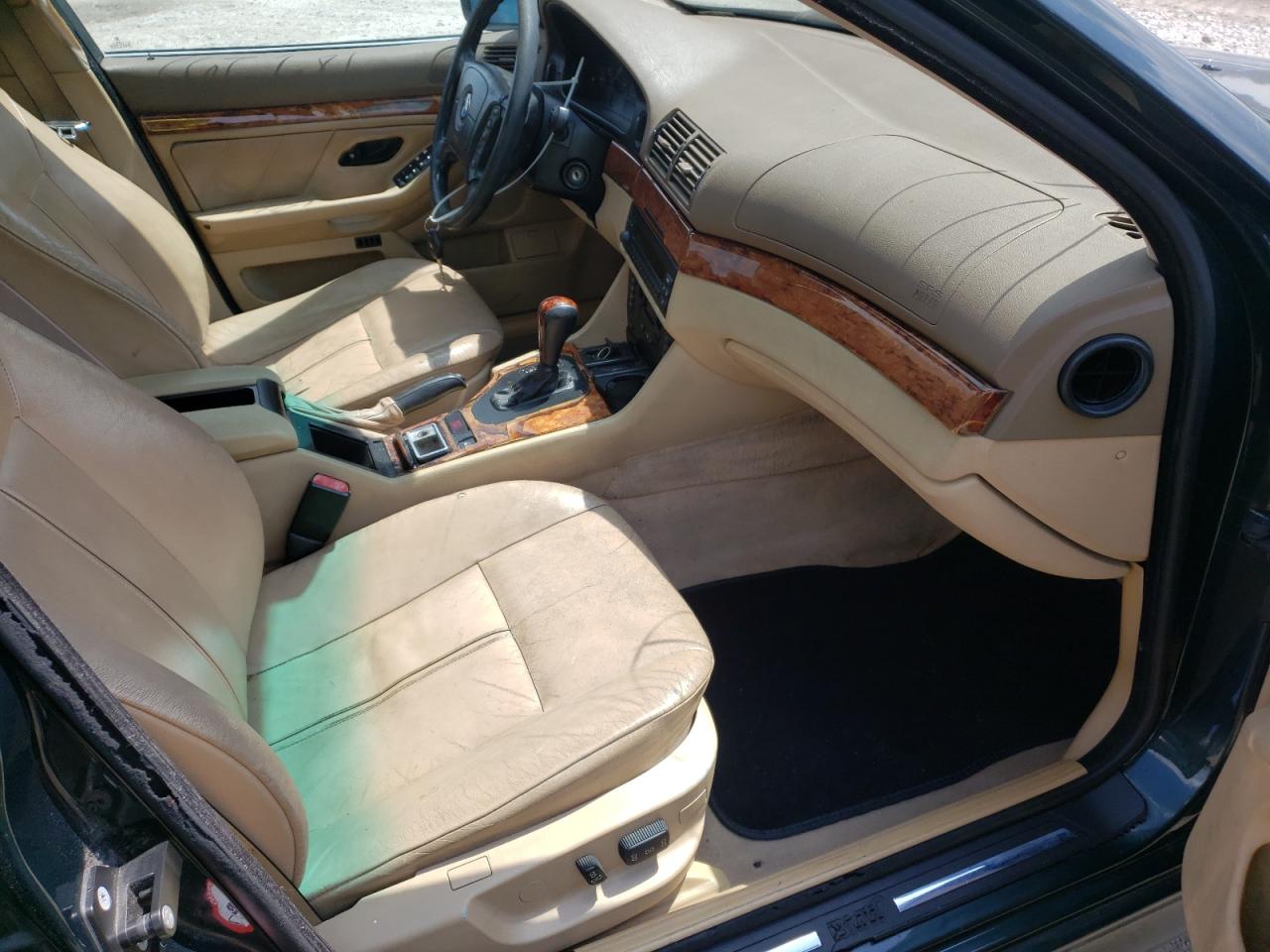 Photo 5 from auction – 2000 BMW 528 I AUTO with VIN WBADM6340YGU24849