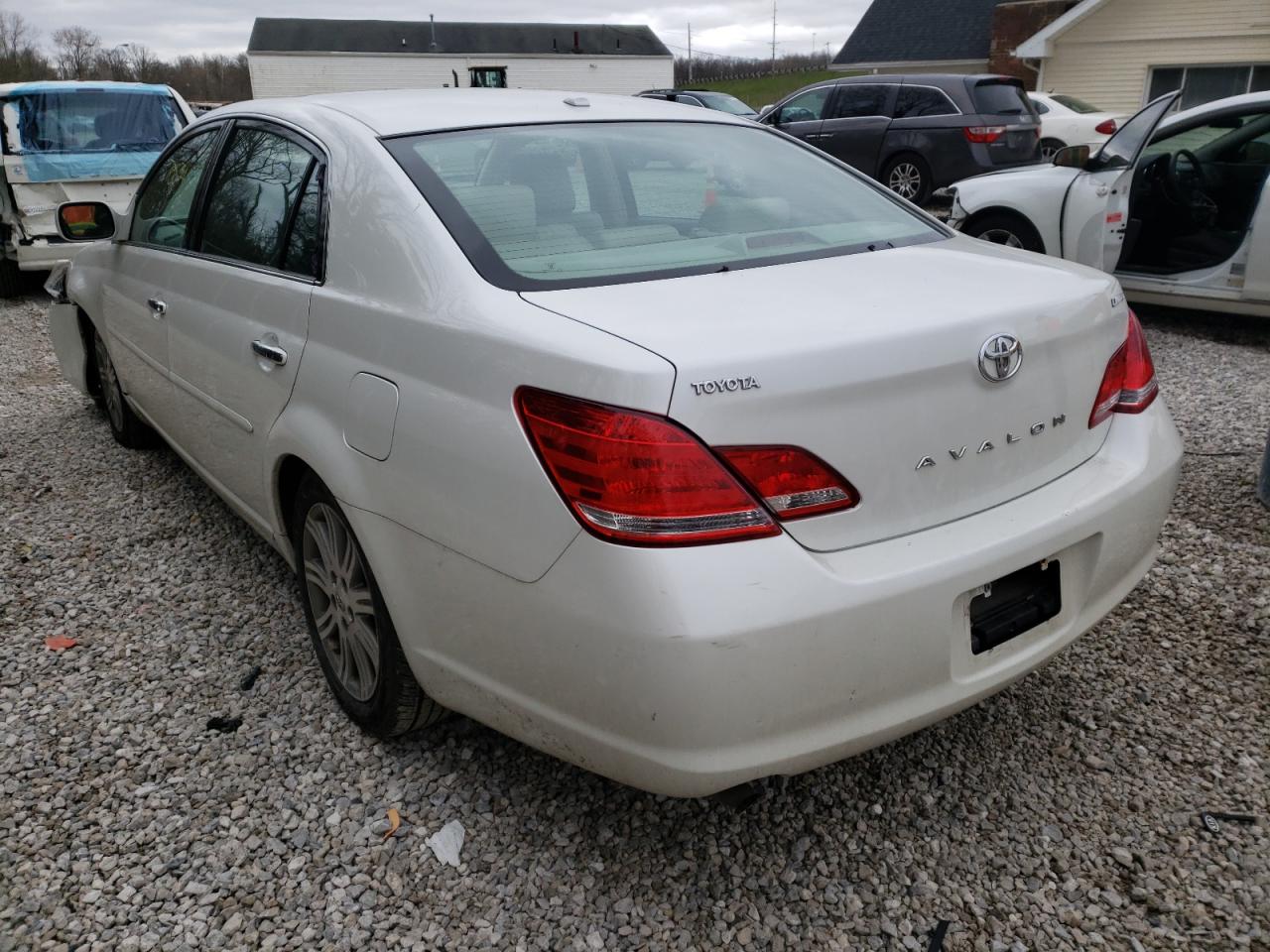 Photo 3 from auction – 2010 TOYOTA AVALON XL with VIN 4T1BK3DB4AU367263