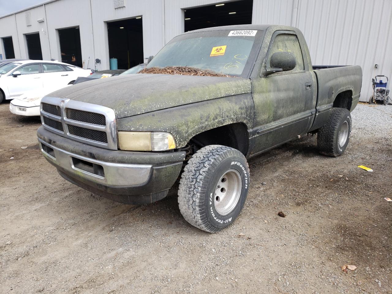 Photo 2 from auction – 1998 DODGE 1500 with VIN 1B7HF16Y5WS747594