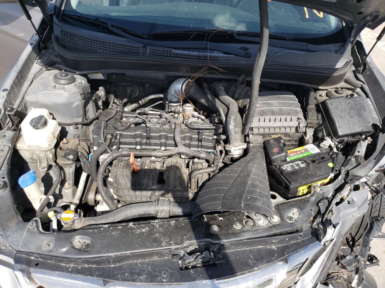 Photo 7 from auction – 2012 HYUNDAI SONATA with VIN 5NPEC4AB1CH372426