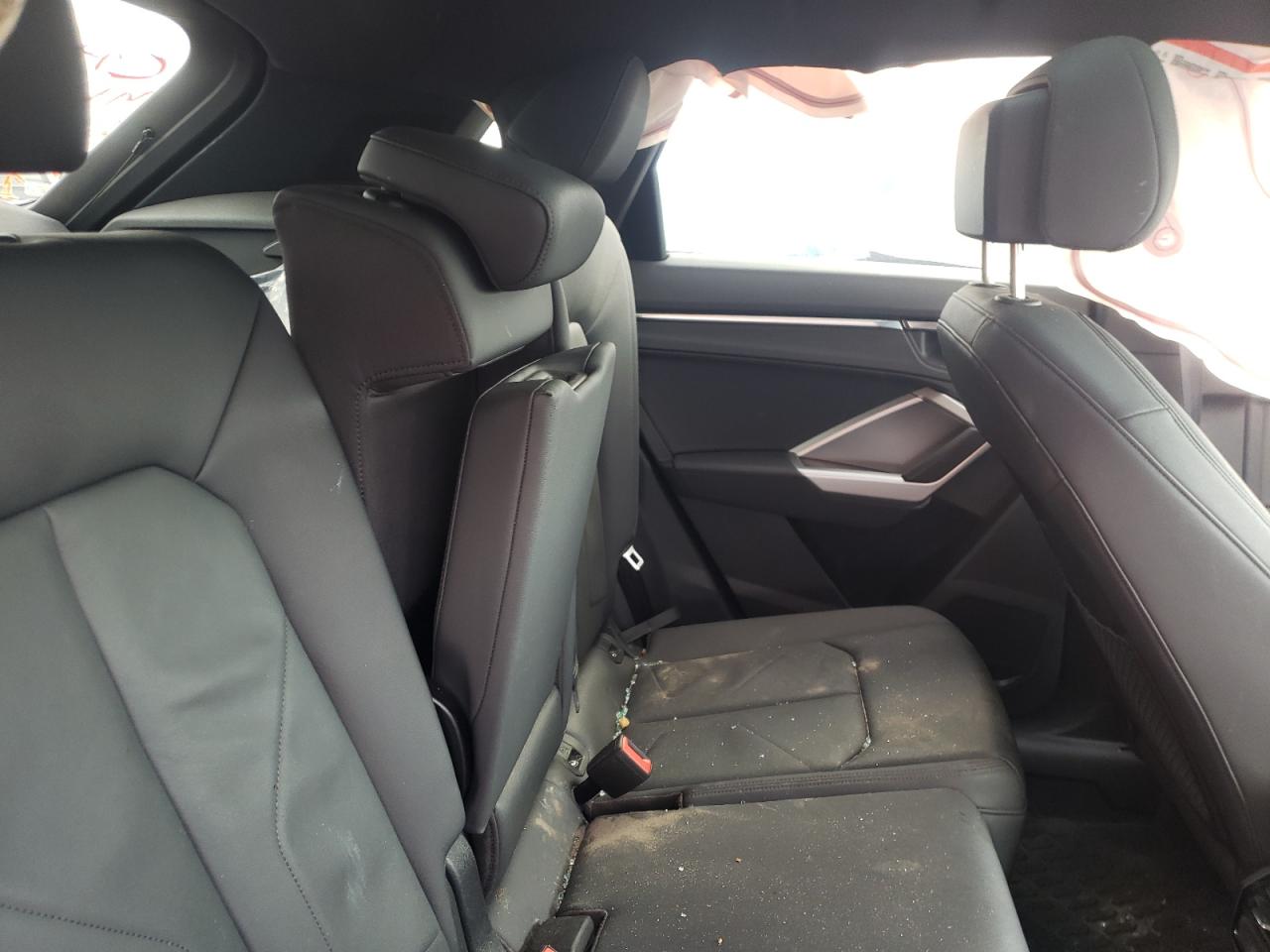 Photo 6 from auction – 2020 AUDI Q3 PREMIUM with VIN WA1DECF37L1035472