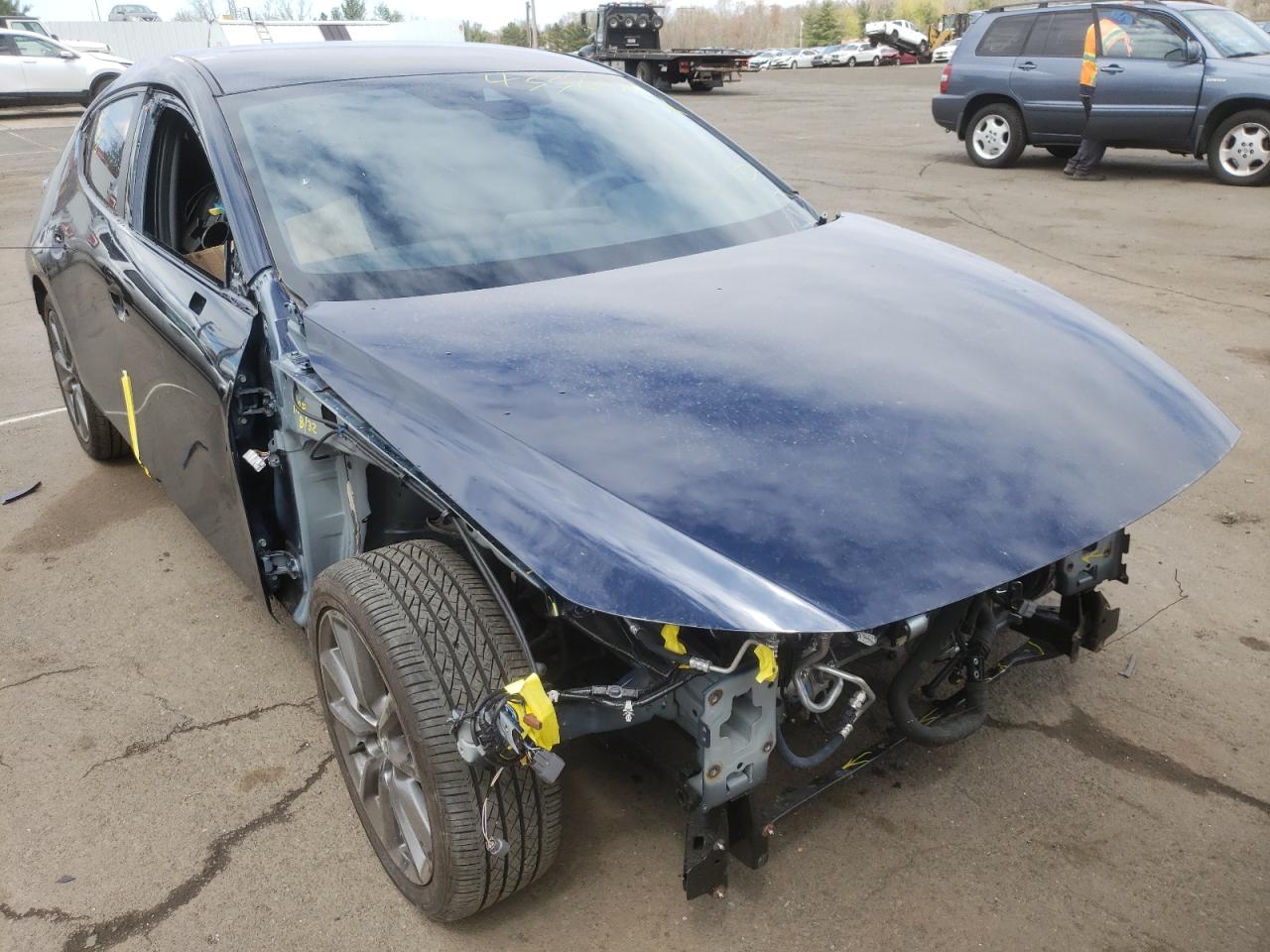 MAZDA 3 SELECT 2021 with VIN JM1BPAKL0M1338015 - Photo from auction