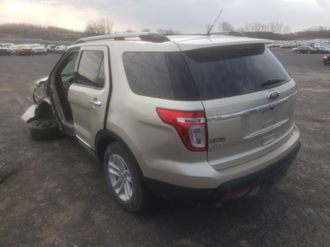 Photo 3 from auction – 2011 FORD EXPLORER X with VIN 1FMHK8D81BGA03300