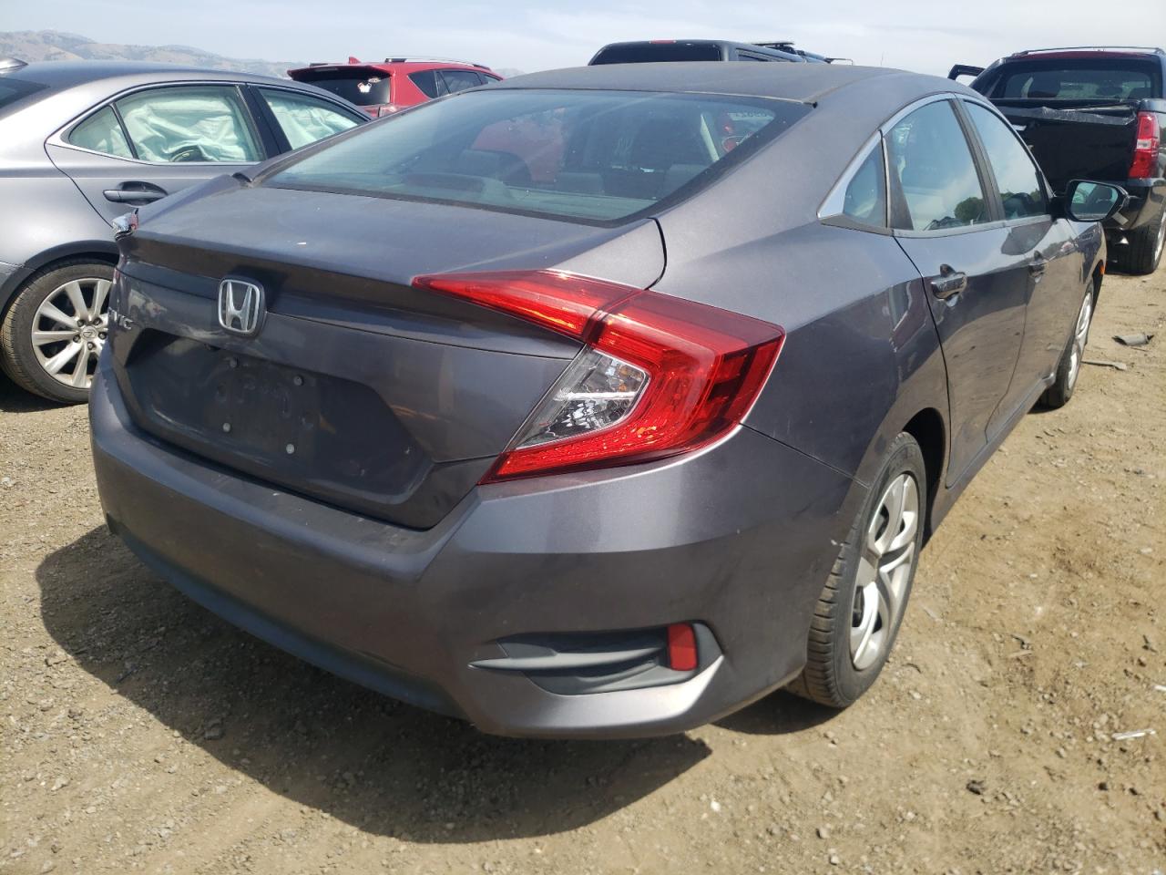 Photo 4 from auction – 2016 HONDA CIVIC LX with VIN 19XFC2F53GE208374