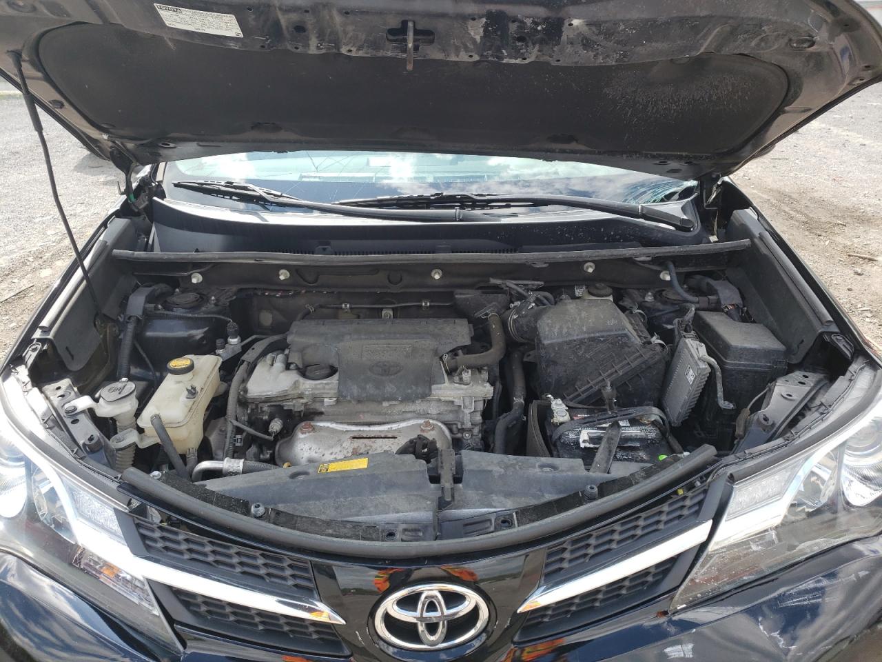 Photo 7 from auction – 2014 TOYOTA RAV4 LE with VIN 2T3BFREV8EW226726