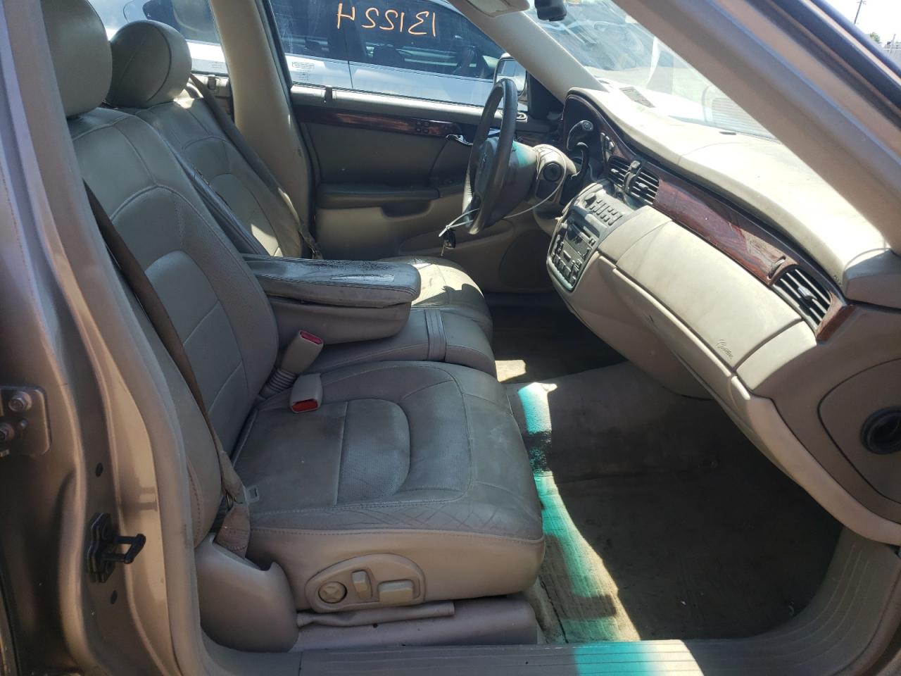 Photo 5 from auction – 2004 CADILLAC DEVILLE with VIN 1G6KD54Y24U120894