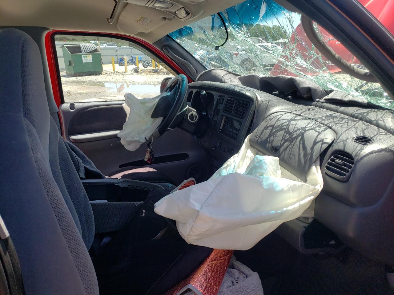 Photo 5 from auction – 2000 DODGE DAKOTA with VIN 1B7GL22NXYS620879