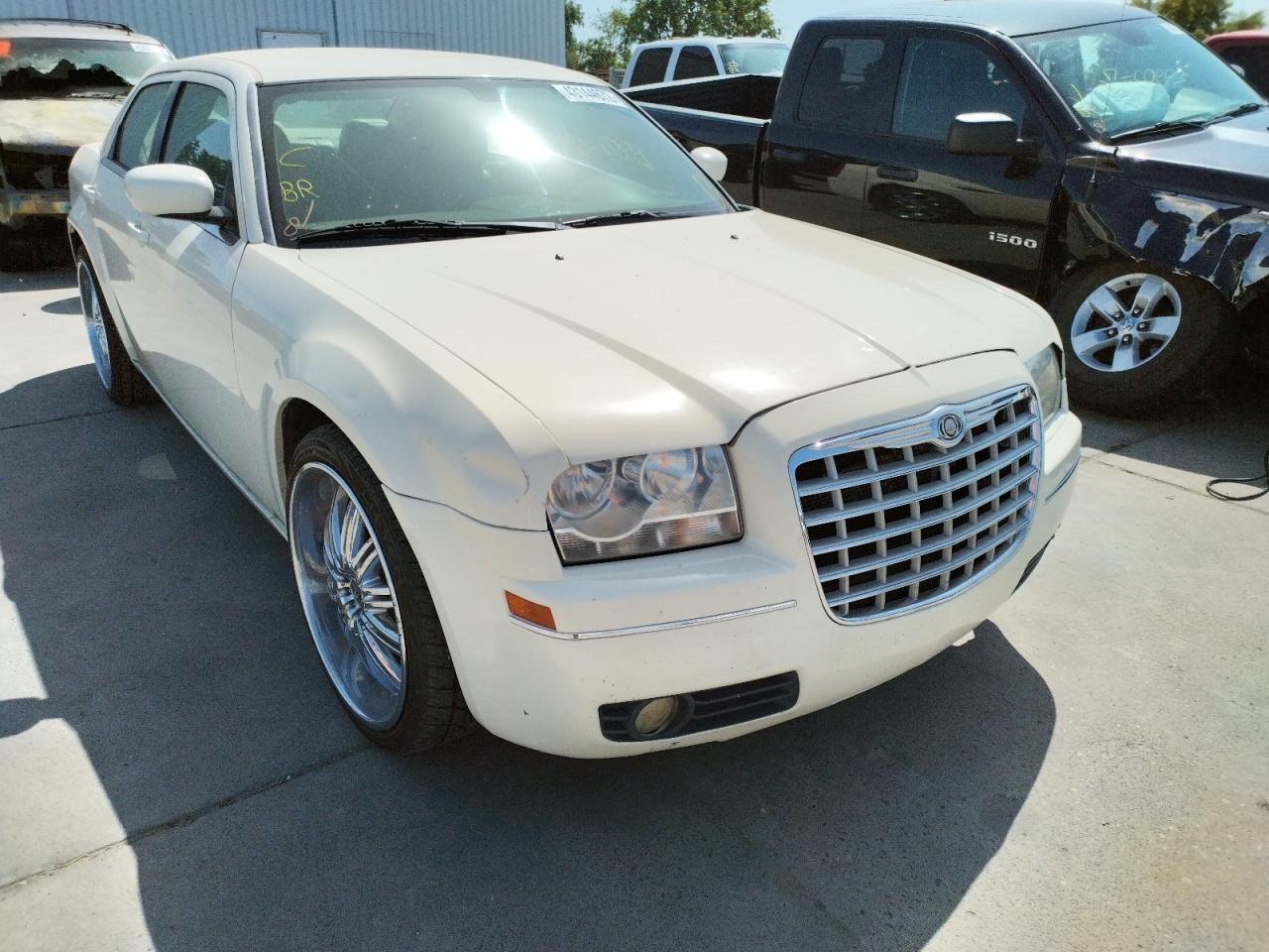 Фото 1 с аукциона – 2007 CHRYSLER 300 с VIN 2C3KA53G77H763865