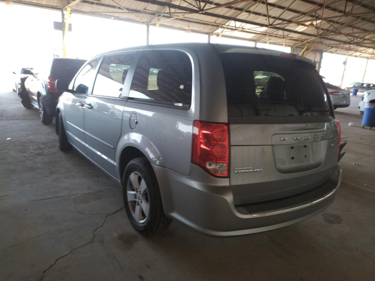 Photo 3 from auction – 2013 DODGE GRAND CARA with VIN 2C4RDGBG8DR702741
