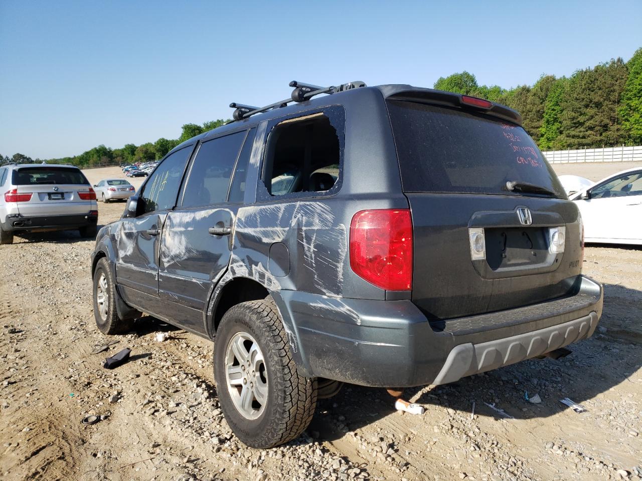 Photo 3 from auction – 2004 HONDA PILOT EXL with VIN 2HKYF18544H535901