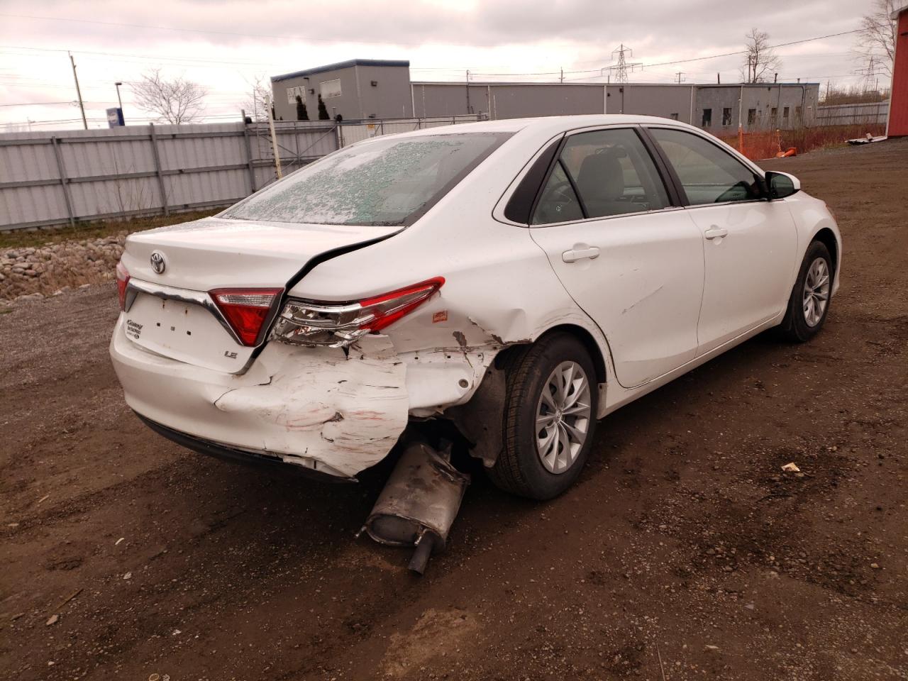 Photo 4 from auction – 2015 TOYOTA CAMRY LE with VIN 4T1BF1FK3FU018138