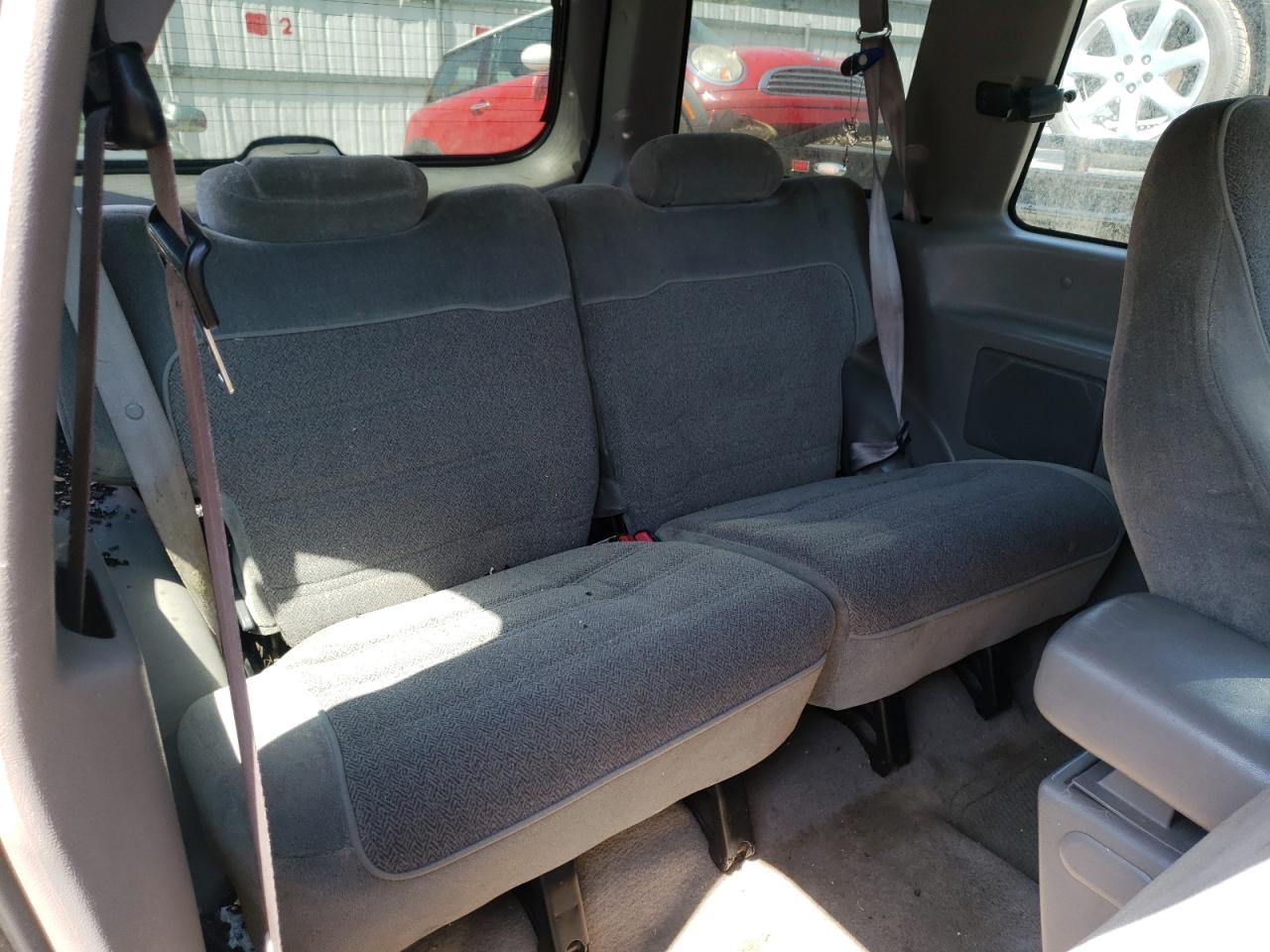 Photo 6 from auction – 1998 FORD EXPLORER with VIN 1FMYU22X5WUD02958