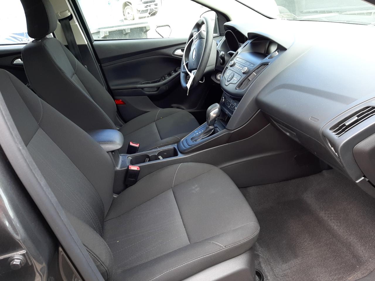 Photo 5 from auction – 2018 FORD FOCUS SE with VIN 1FADP3K23JL285795
