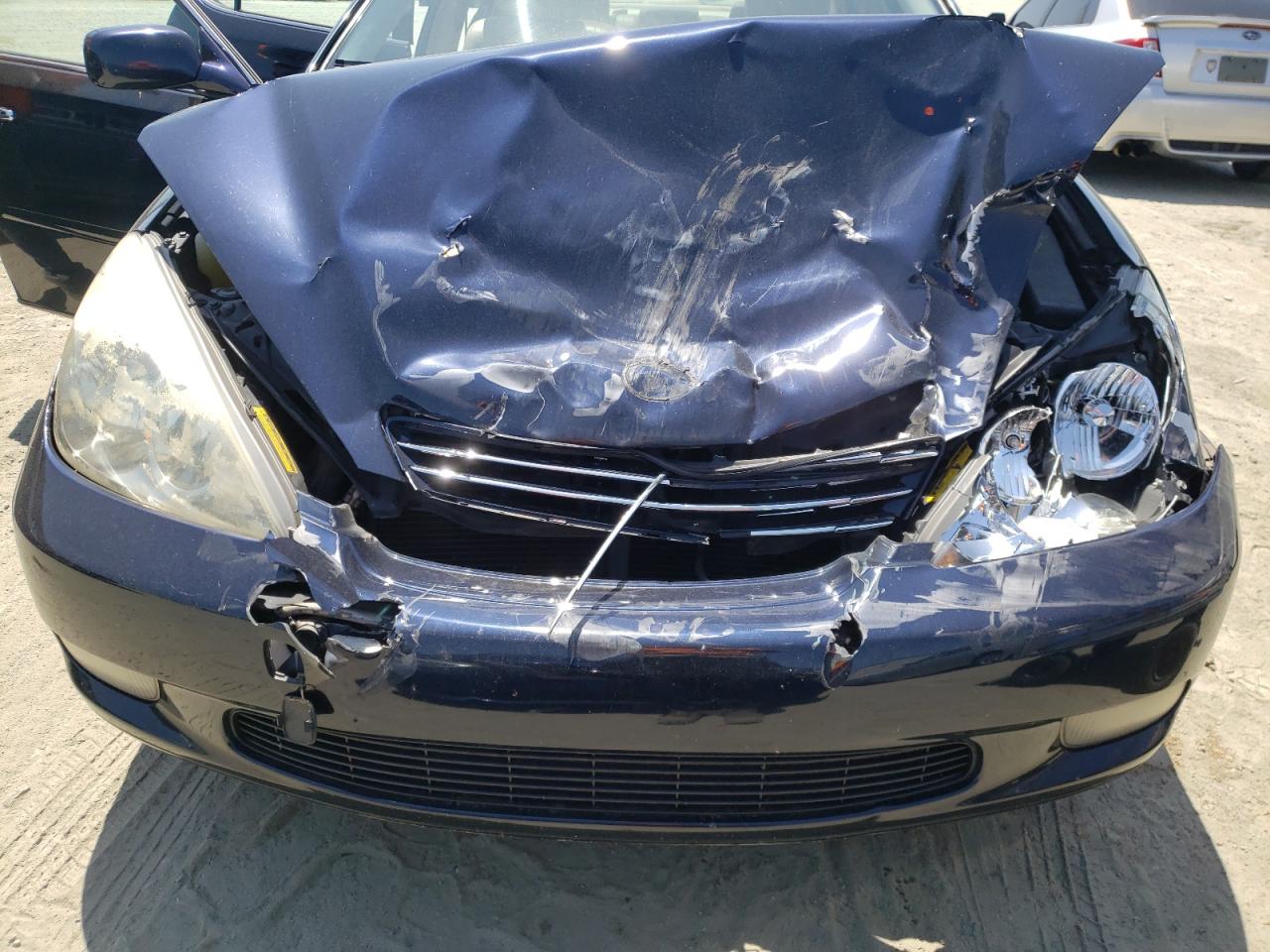 Photo 7 from auction – 2002 LEXUS ES 300 with VIN JTHBF30G225014606