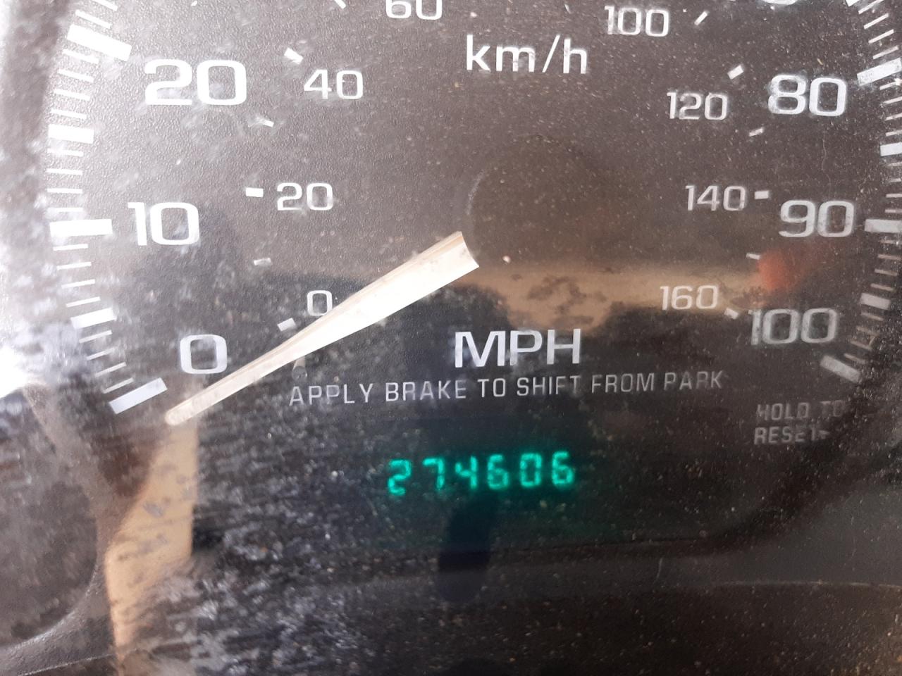 Photo 8 from auction – 2002 CHEVROLET SILVERADO with VIN 2GCEC19V221117412