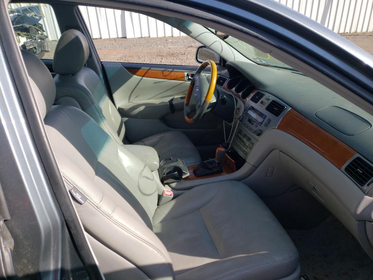 Photo 5 from auction – 2006 LEXUS ES 330 with VIN JTHBA30G365172442