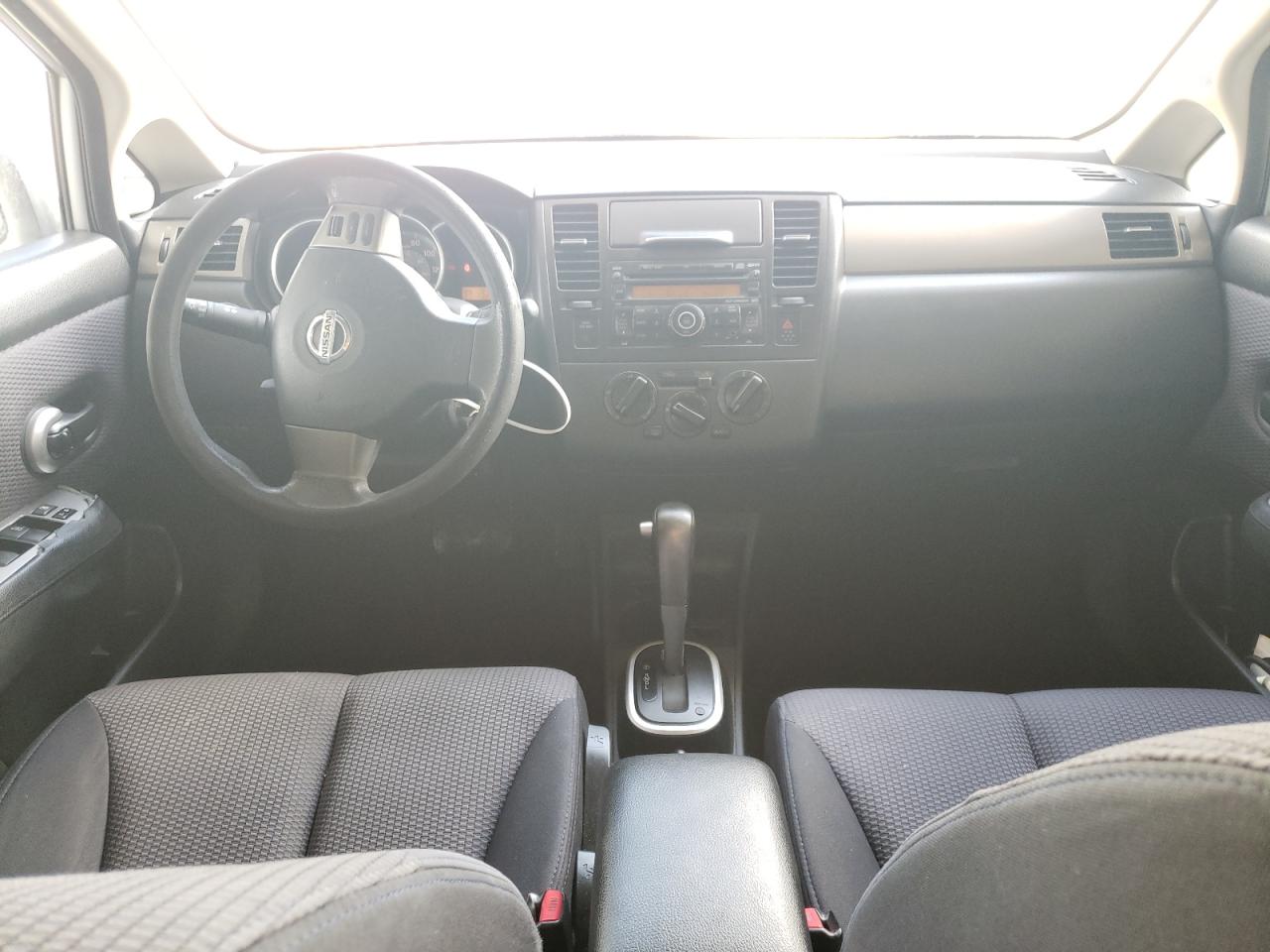 Photo 9 from auction – 2009 NISSAN VERSA S with VIN 3N1BC13E29L405244
