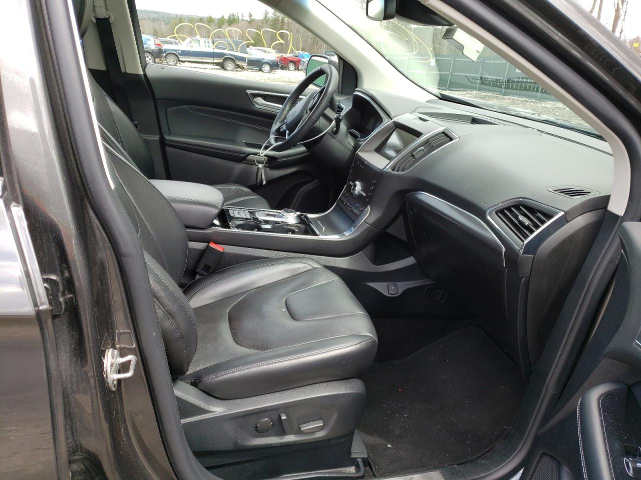 Photo 5 from auction – 2020 FORD EDGE TITAN with VIN 2FMPK3K90LBA45587