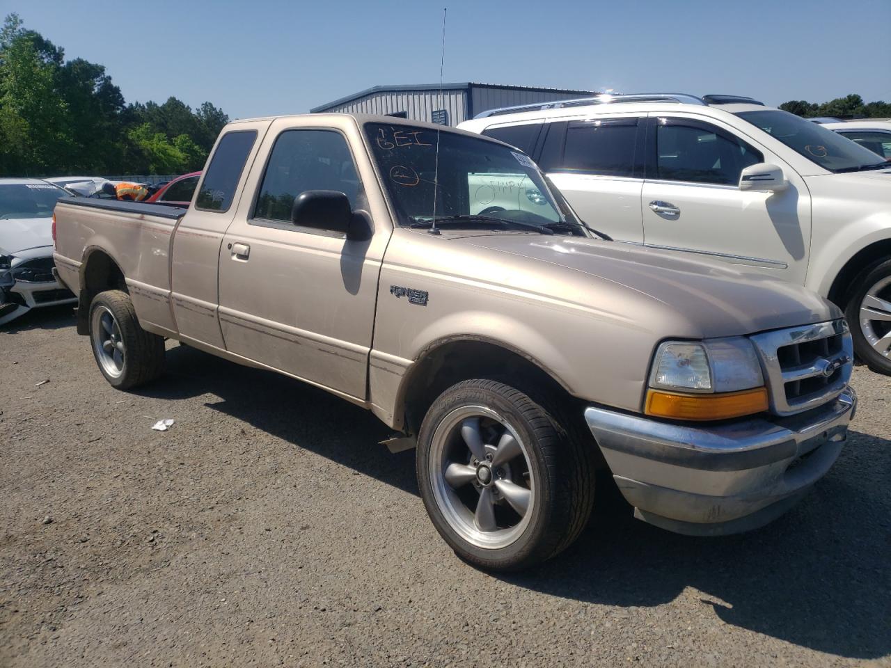 FORD RANGER SUP 1998 with VIN 1FTYR14X6WPB35263 - Photo from auction