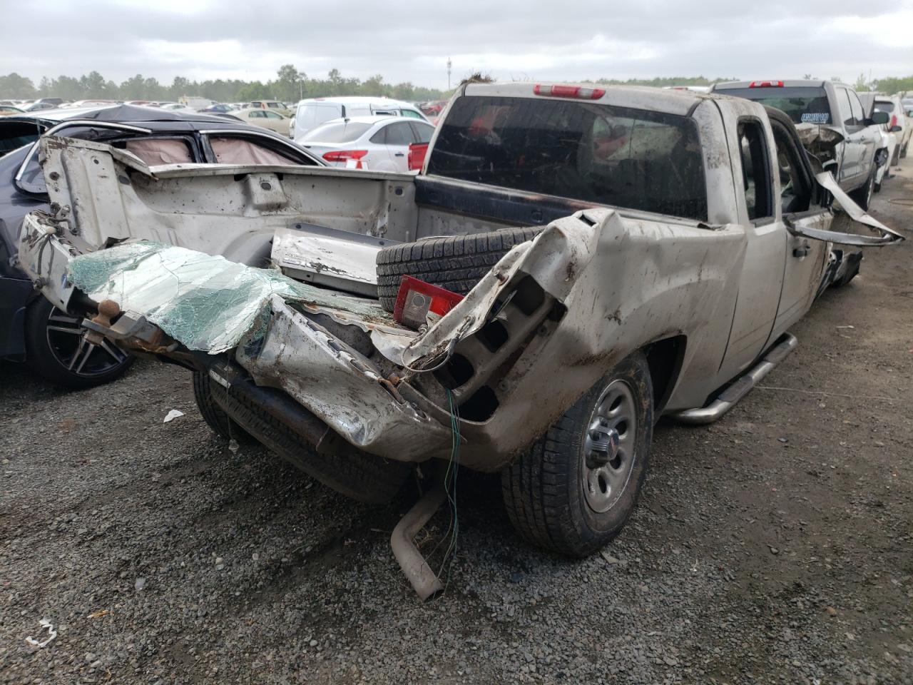 Photo 4 from auction – 2008 GMC SIERRA C15 with VIN 1GTEC19CX8Z283529