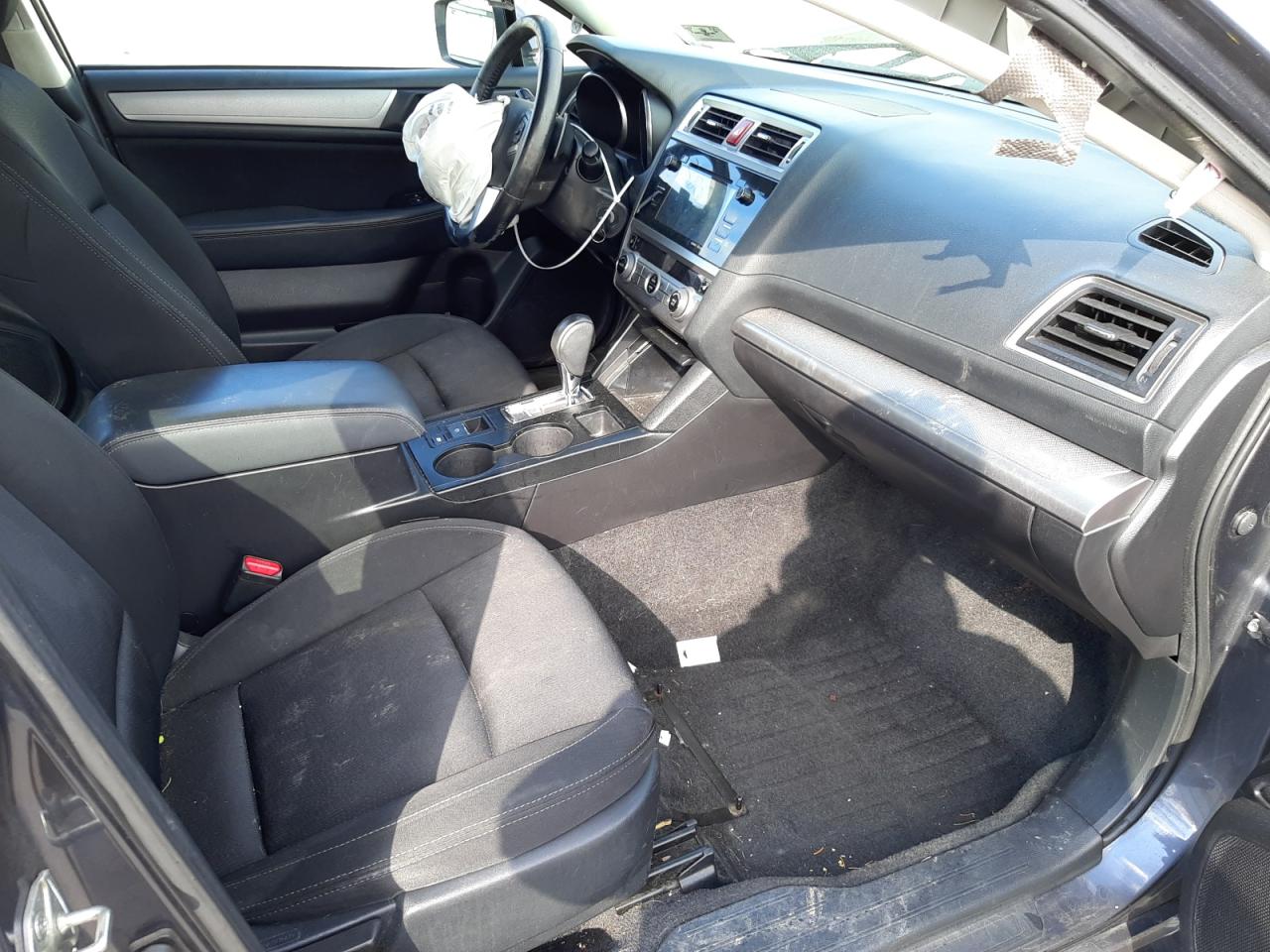 Photo 5 from auction – 2015 SUBARU LEGACY 2.5 with VIN 4S3BNAC62F3015879